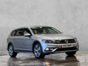 2017 Volkswagen Passat 2.0 Tdi Bluemotion Tech Alltrack DSG 4motion Euro 6 (s/s) 5dr in Silver — image 6