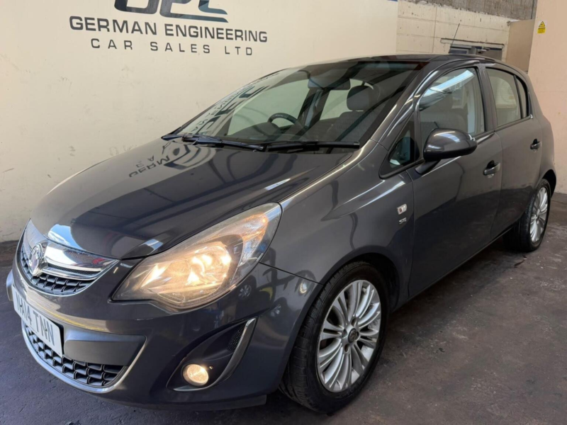 2014 Vauxhall Corsa 1.4 16v Se Auto Euro 5 5dr in Grey — image 1
