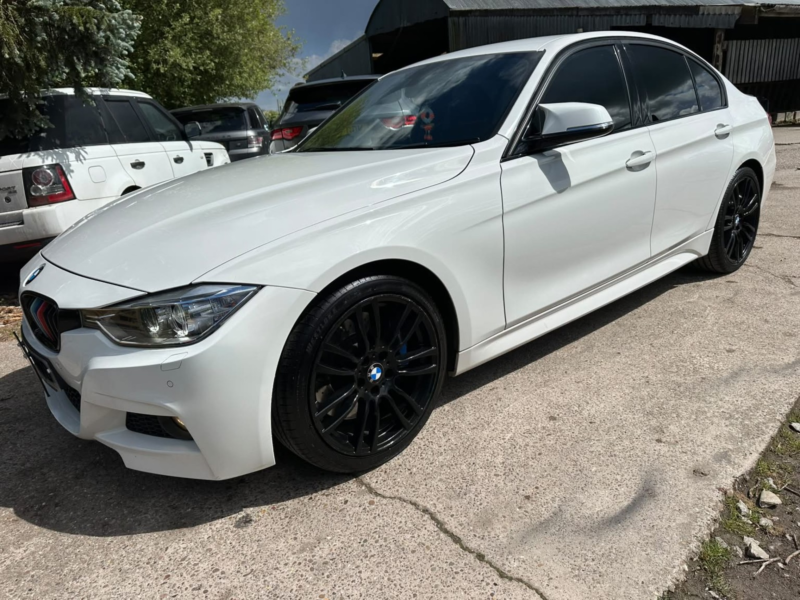 2015 BMW 3 Series 2.0 325d M Sport in White — image 1