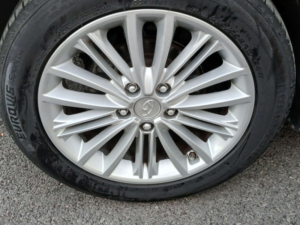 2018 Hyundai Kona 1.0 Kona Se 5dr in Orange — image 3