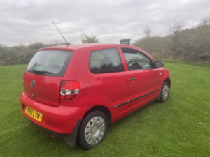 2011 Volkswagen Fox 1.2 6v Urban Fox in Red — image 2