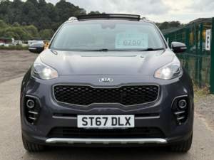 2017 Kia Sportage 1.7 Crdi 3 SUV 5dr Diesel Manual Euro 6 (s/s) (114 Bhp) in Silver — image 2