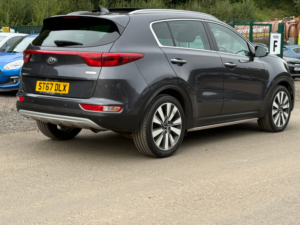 2017 Kia Sportage 1.7 Crdi 3 SUV 5dr Diesel Manual Euro 6 (s/s) (114 Bhp) in Silver — image 5