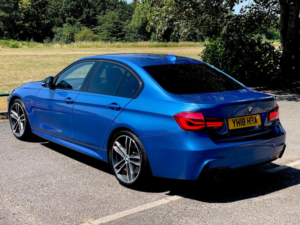 2018 BMW 3 Series 2.0 320i M Sport Shadow Edition Auto Euro 6 (s/s) 4dr in Blue — image 4