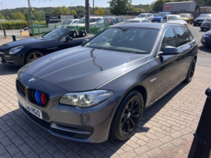 2016 BMW 5 Series 2.0 520d Se Touring in Grey — image 2