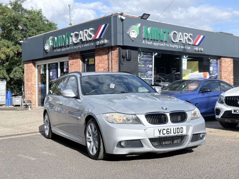 2011 BMW 3 Series 2.0 320d M Sport Touring in Silver — image 1