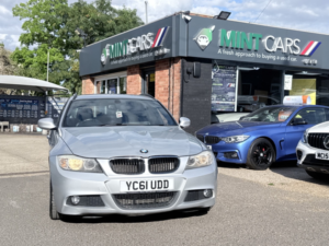 2011 BMW 3 Series 2.0 320d M Sport Touring in Silver — image 3