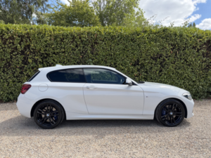 2017 BMW 1 Series 1.5 118i M Sport Shadow Edition 3-Door in White — image 2