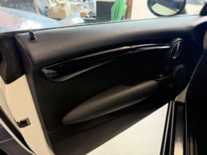 2015 MINI Hatch 1.2 One 3-Door Hatch in White — image 6