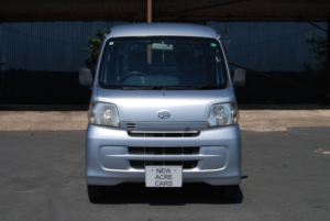 2010 Daihatsu Hijet Van Deck Van 4WD in Silver — image 2