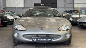 1999 Jaguar Xkr 4.0 Supercharged Petrol Automatic Silver Coupe 2dr Leather+classic Low Miles in Silver — image 3