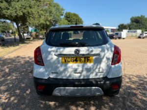 2014 Vauxhall Mokka 1.4t Exclusiv SUV 5dr Petrol Manual 2WD Euro 5 (s/s) (140 Ps) in White — image 4
