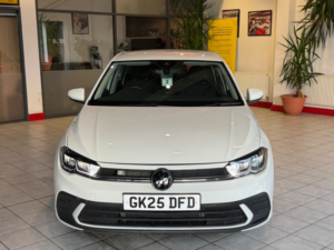 2025 Volkswagen Polo 1.0 Tsi Life in White — image 3