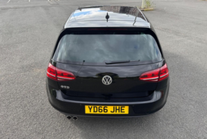 2016 Volkswagen Golf 2.0 Tdi Bluemotion Tech Gtd Euro 6 (s/s) 5dr in Black — image 6