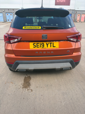 2019 SEAT Arona 1.5 Tsi Gpf Evo Fr Sport SUV 5dr Petrol Manual Euro 6 (s/s) (150 Ps) in Orange — image 4