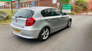 2009 BMW 1 Series 2.0 120i Se Euro 4 5dr in Silver — image 4