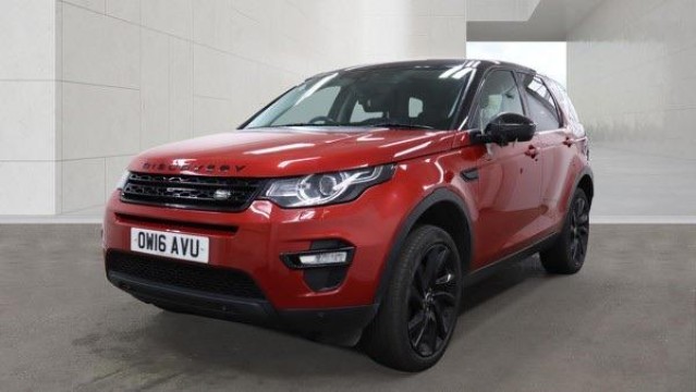 2016 Land Rover Discovery Sport 2.0 Td4 Hse Black in Red — image 1