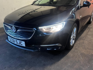 2017 Vauxhall Insignia 1.6 Turbo D Blueinjection Tech Line Nav Grand Sport Euro 6 (s/s) 5dr in Blue — image 2