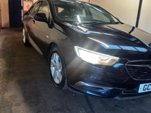 2017 Vauxhall Insignia 1.6 Turbo D Blueinjection Tech Line Nav Grand Sport Euro 6 (s/s) 5dr in Blue — image 5
