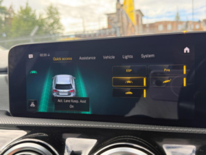 2019 Mercedes-Benz A Class 2.0 A220 Amg Line (premium) 7g-Dct Euro 6 (s/s) 5dr in Black — image 6