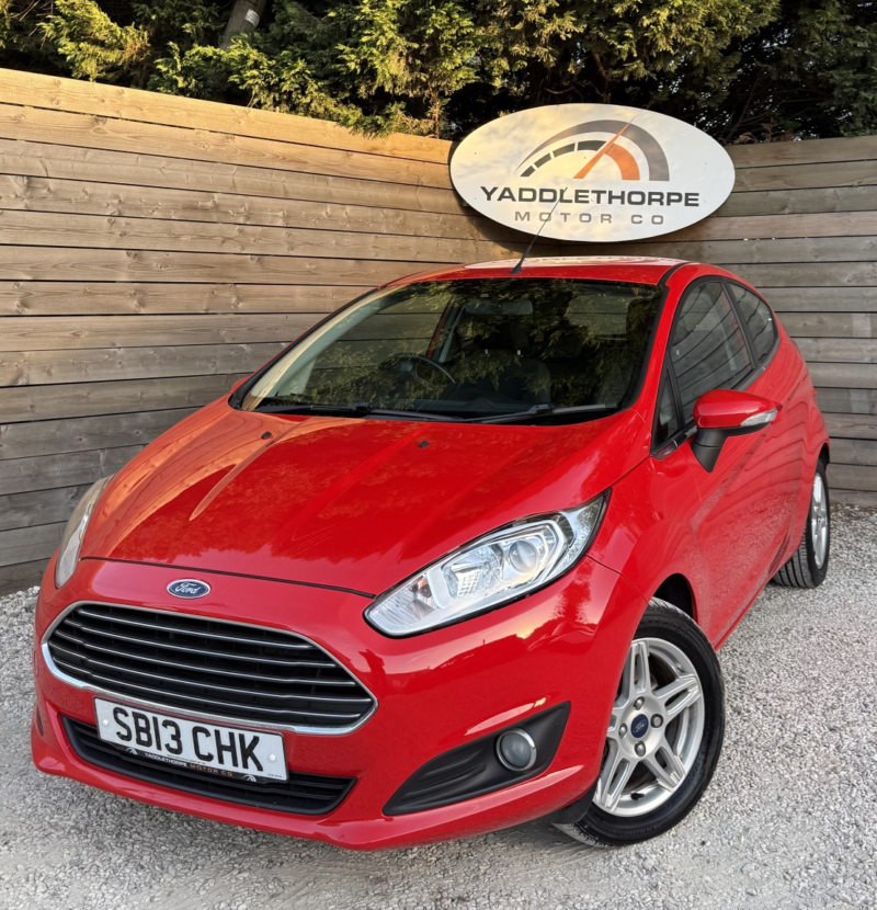 2013 Ford Fiesta 1.0 Zetec in Red — image 1