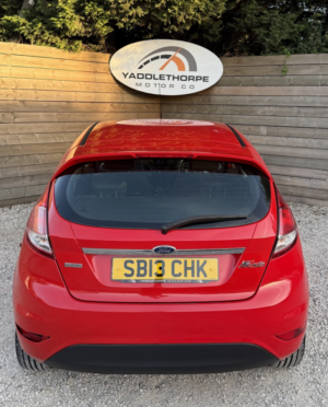 2013 Ford Fiesta 1.0 Zetec in Red — image 4