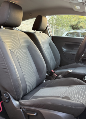 2013 Ford Fiesta 1.0 Zetec in Red — image 5