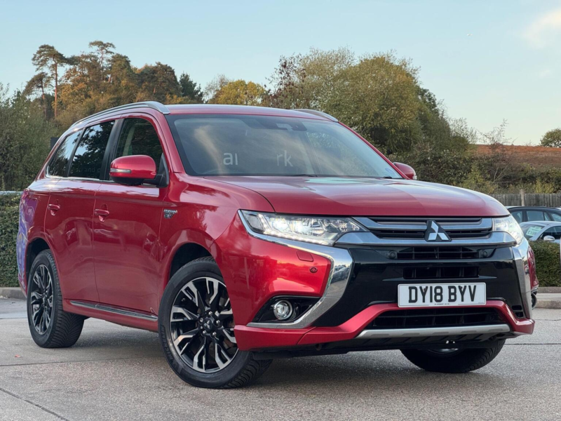 2018 Mitsubishi Outlander 2.0h 12kwh 4hs CVT 4WD Euro 6 (s/s) 5dr in Red — image 1