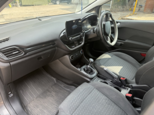 2018 Ford Fiesta 1.0 T Ecoboost Zetec in Grey — image 2