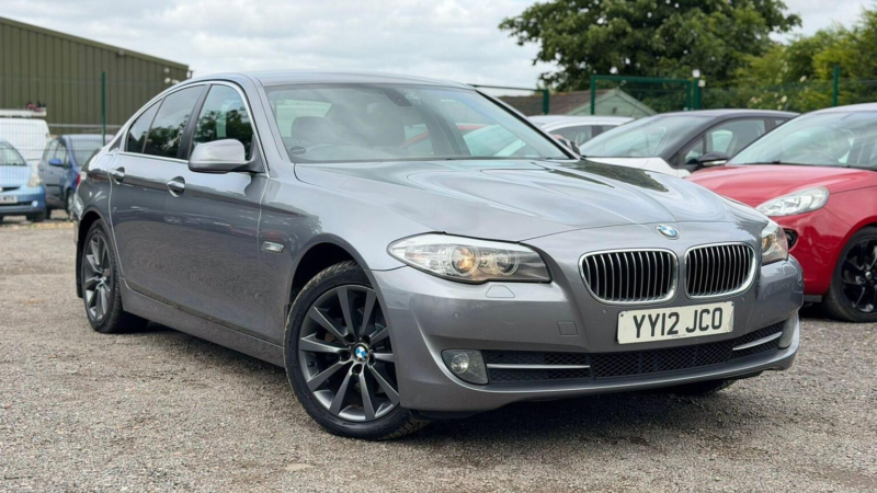 2012 BMW 5 Series 2.0 520d Se Steptronic Euro 5 (s/s) 4dr in Grey — image 1
