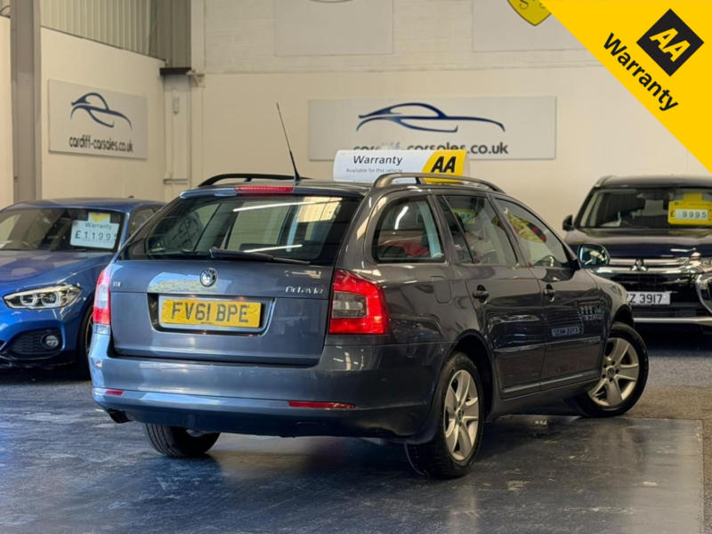 2011 Skoda Octavia 1.6 Tdi Elegance in Grey — image 1