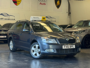 2011 Skoda Octavia 1.6 Tdi Elegance in Grey — image 5