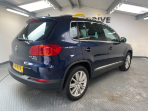 2011 Volkswagen Tiguan 2.0 Tdi Sport SUV 5dr Diesel Manual 4WD Euro 5 (170 Ps) in Blue — image 5