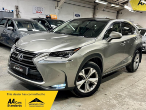 2017 Lexus Nx 2.5 300h Premier E-CVT 4WD Euro 6 (s/s) 5dr in Silver — image 2
