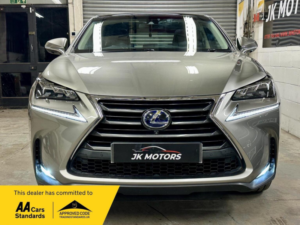 2017 Lexus Nx 2.5 300h Premier E-CVT 4WD Euro 6 (s/s) 5dr in Silver — image 5