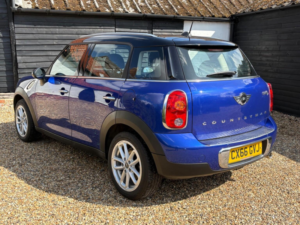 2016 MINI Countryman 1.6 Cooper D Euro 5 (s/s) 5dr in Blue — image 4