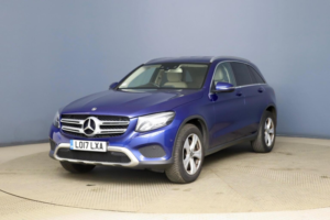 2017 Mercedes-Benz Glc 2.1 Glc220d Sport G-Tronic 4matic Euro 6 (s/s) 5dr in Blue — image 3