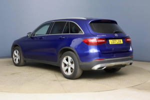 2017 Mercedes-Benz Glc 2.1 Glc220d Sport G-Tronic 4matic Euro 6 (s/s) 5dr in Blue — image 4