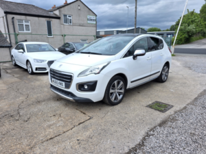 2015 Peugeot 3008 1.6 Bluehdi Allure in White — image 3
