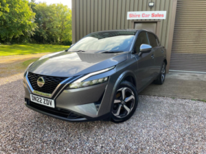 2022 Nissan Qashqai 1.3 Dig-T Mhev N-Connecta Euro 6 (s/s) 5dr in Grey — image 3