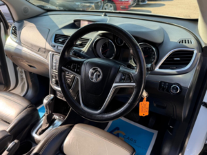 2015 Vauxhall Mokka 1.4i Turbo Se Auto 2WD Euro 6 5dr in White — image 3