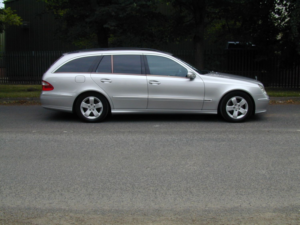 2004 Mercedes-Benz E Class Ref 8797 - Mercedes Benz W211 E Class E320 Petrol Estate Automatic – Air Con Rhd - Ex Japan in Silver — image 2