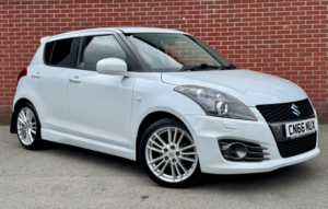 2016 Suzuki Swift 1.6 Sport in White — image 3