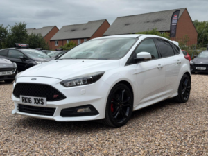 2016 Ford Focus 2.0t Ecoboost St-3 Euro 6 (s/s) 5dr in White — image 3
