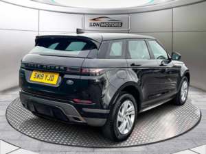 2019 Land Rover Range Rover Evoque 2.0 D180 R-Dynamic S Auto 4WD Euro 6 (s/s) 5dr in Black — image 6