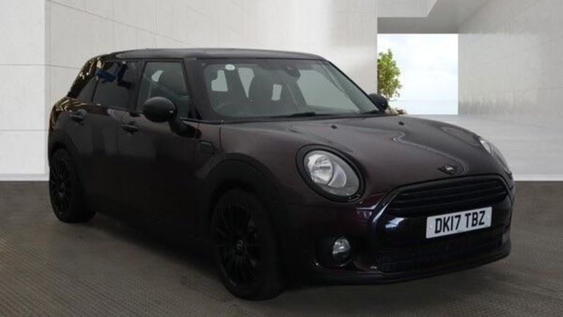 2017 MINI Clubman 2.0 Cooper D Euro 6 (s/s) 6dr in Red — image 1