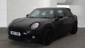 2017 MINI Clubman 2.0 Cooper D Euro 6 (s/s) 6dr in Red — image 5