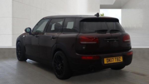 2017 MINI Clubman 2.0 Cooper D Euro 6 (s/s) 6dr in Red — image 6
