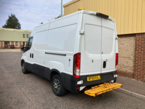 2019 Iveco Daily 2.3d Hpi 12v 35s 3520 Panel Van 5dr Diesel Manual Mwb H1 Euro 6 (s/s) (116 Ps) in White — image 6