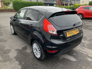 2014 Ford Fiesta 1.0 T Ecoboost Titanium in Black — image 4